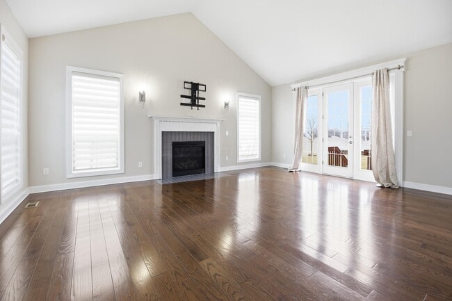 Building Photo - 8057 Pleasant Dr