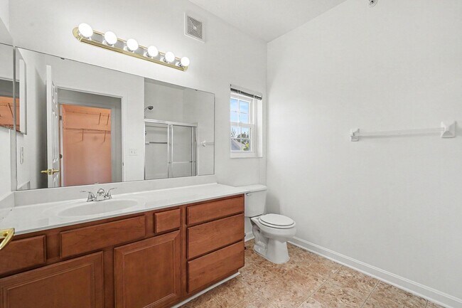 Building Photo - 961 Mistflower Ln