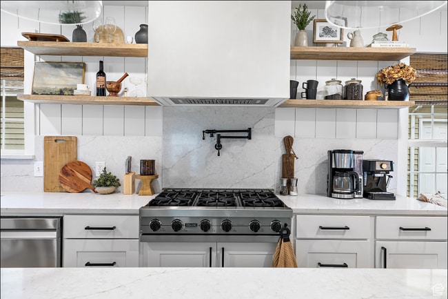 Building Photo - 72 N 920 W