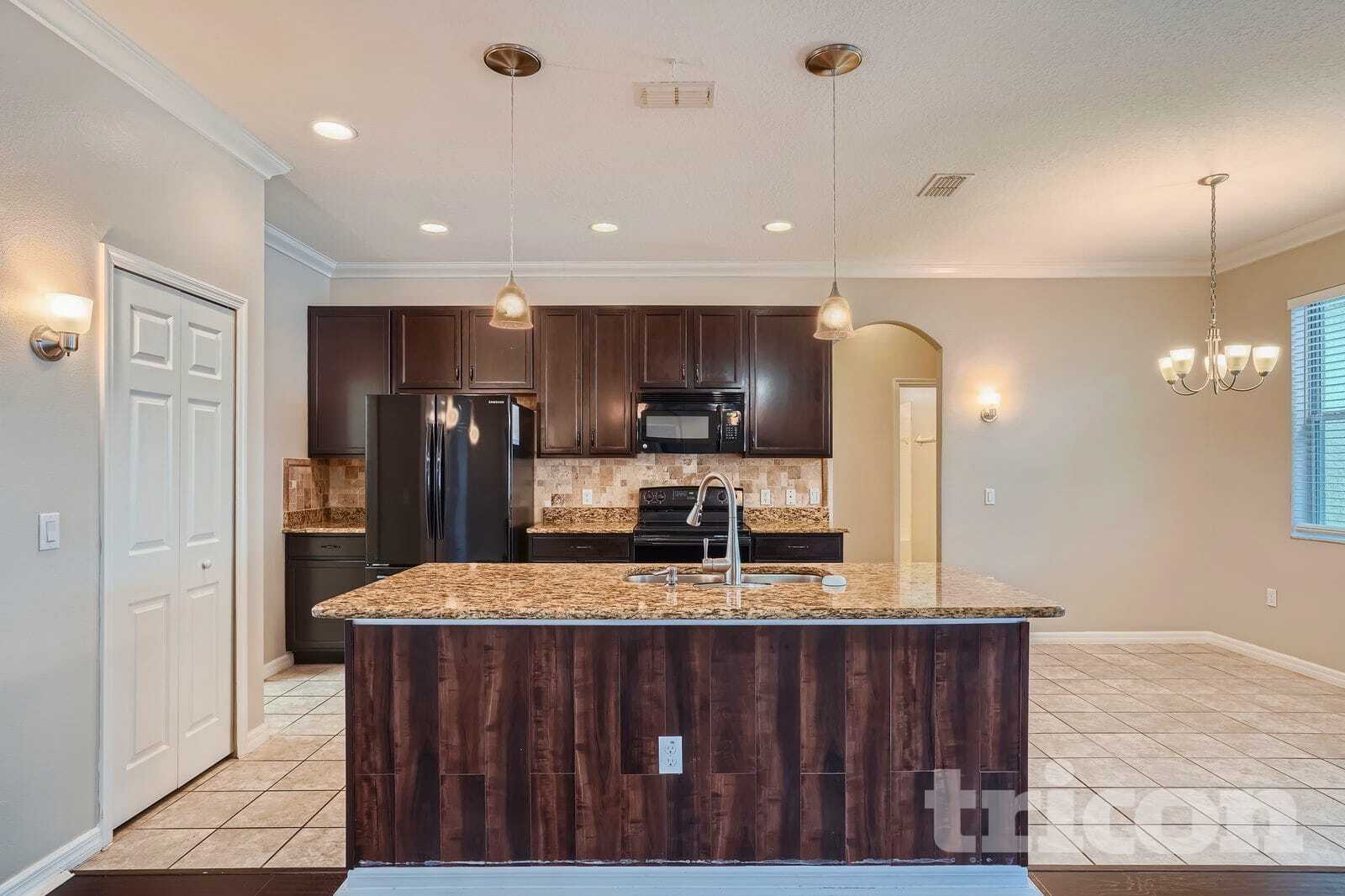 Building Photo - 33931 Emerald Pond Loop