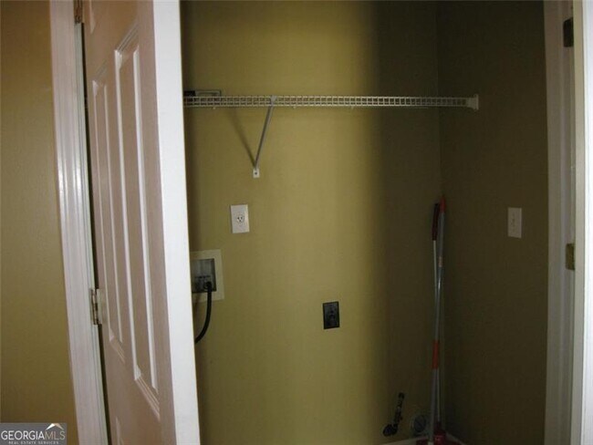 Building Photo - 5465 Derby Chase Ct