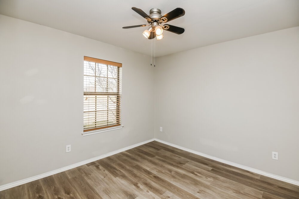 Building Photo - 1842 Reynolds St