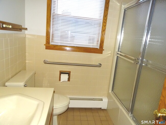 Building Photo - 62 Ark Rd