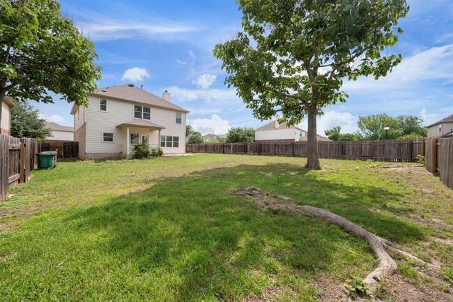 Building Photo - 20925 Texas Meadows Dr