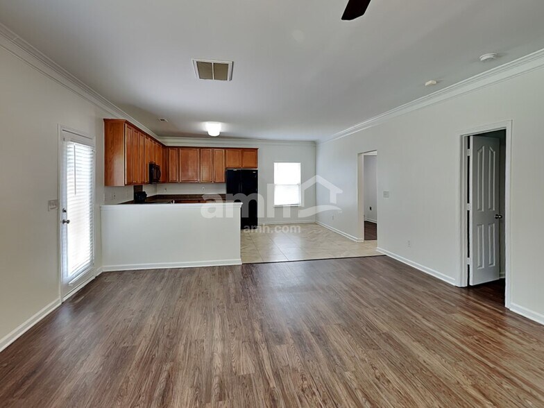 Building Photo - 5618 Stowe Derby Dr