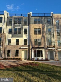 Building Photo - 20827 Cloongee Ter