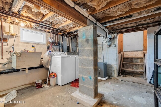 Building Photo - 505 Long Branch Ave