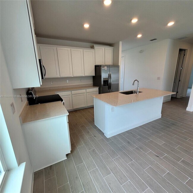Building Photo - 4155 Acoma Dr