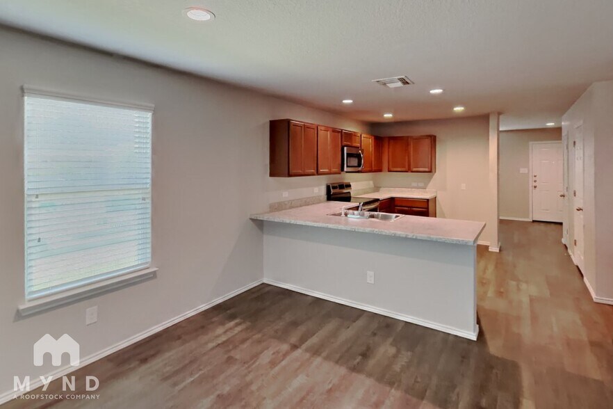 Building Photo - 3704 Colemans Run