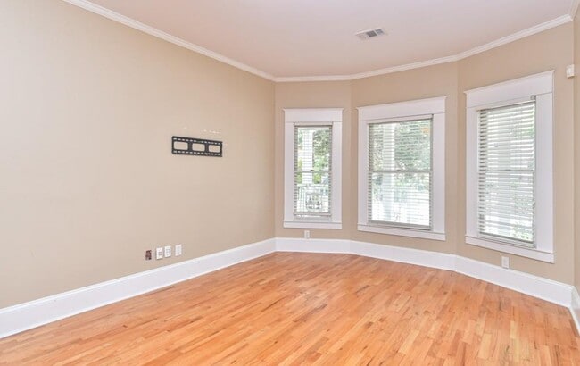 Building Photo - 371 Woodward Ave SE