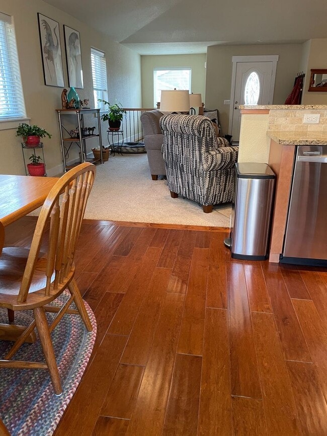 Building Photo - Beautiful 4 Bed 3 Bath House in Northeast Fort Collins!