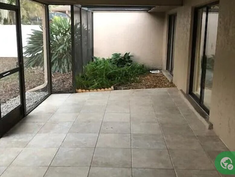 Building Photo - 115 Mimosa Dr