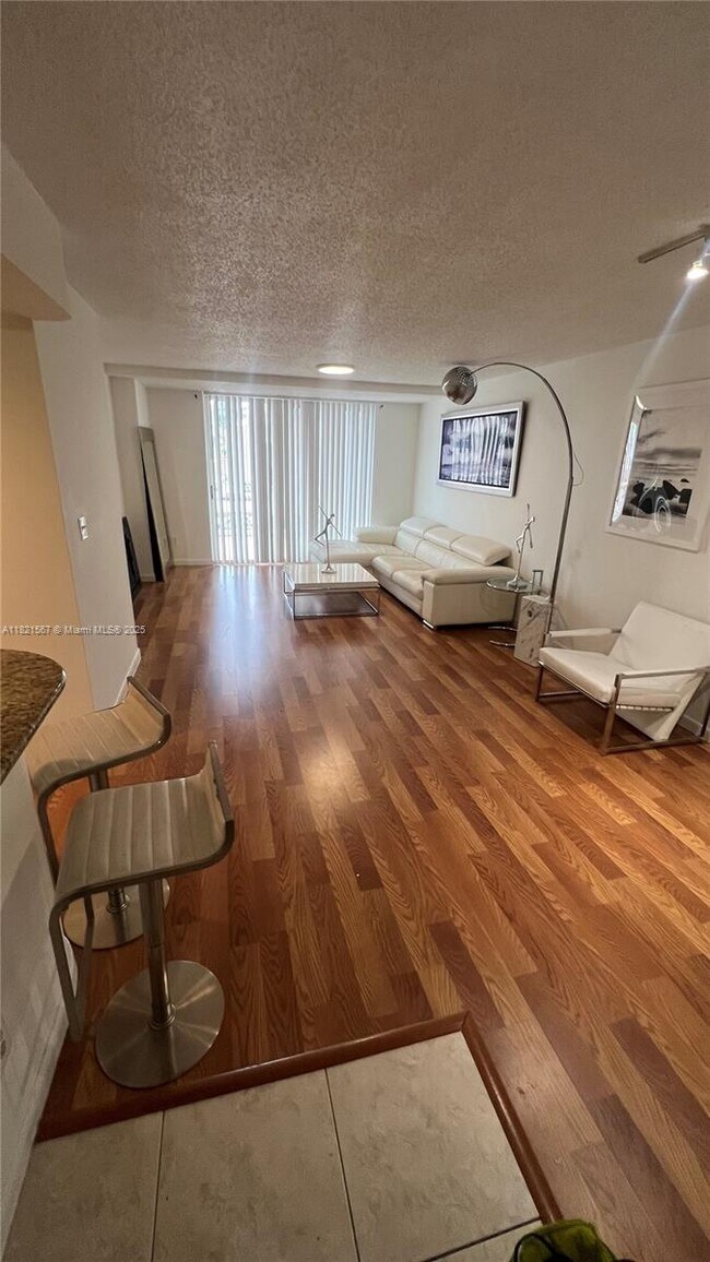 Building Photo - 770 Claughton Island Dr