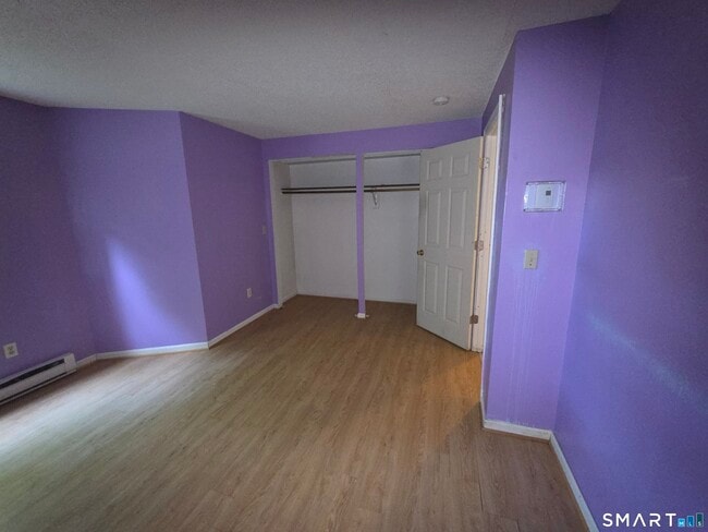 Building Photo - 883 Rubber Ave