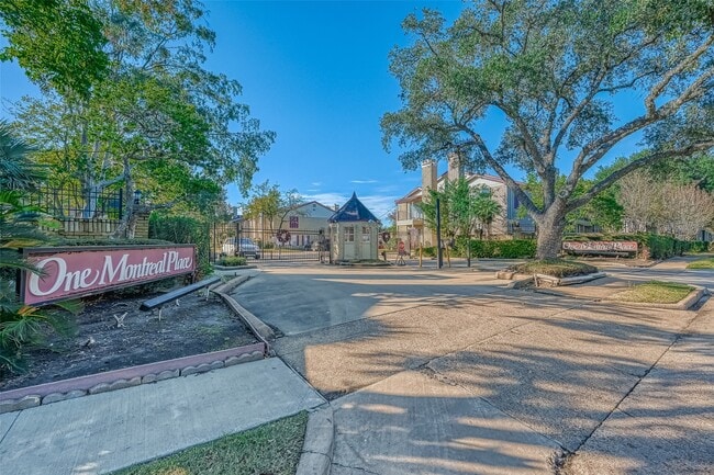 Building Photo - 2120 El Paseo St