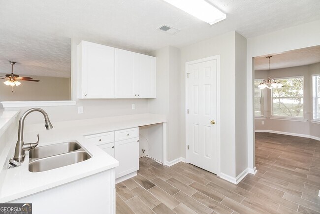 Building Photo - 968 Field View Dr