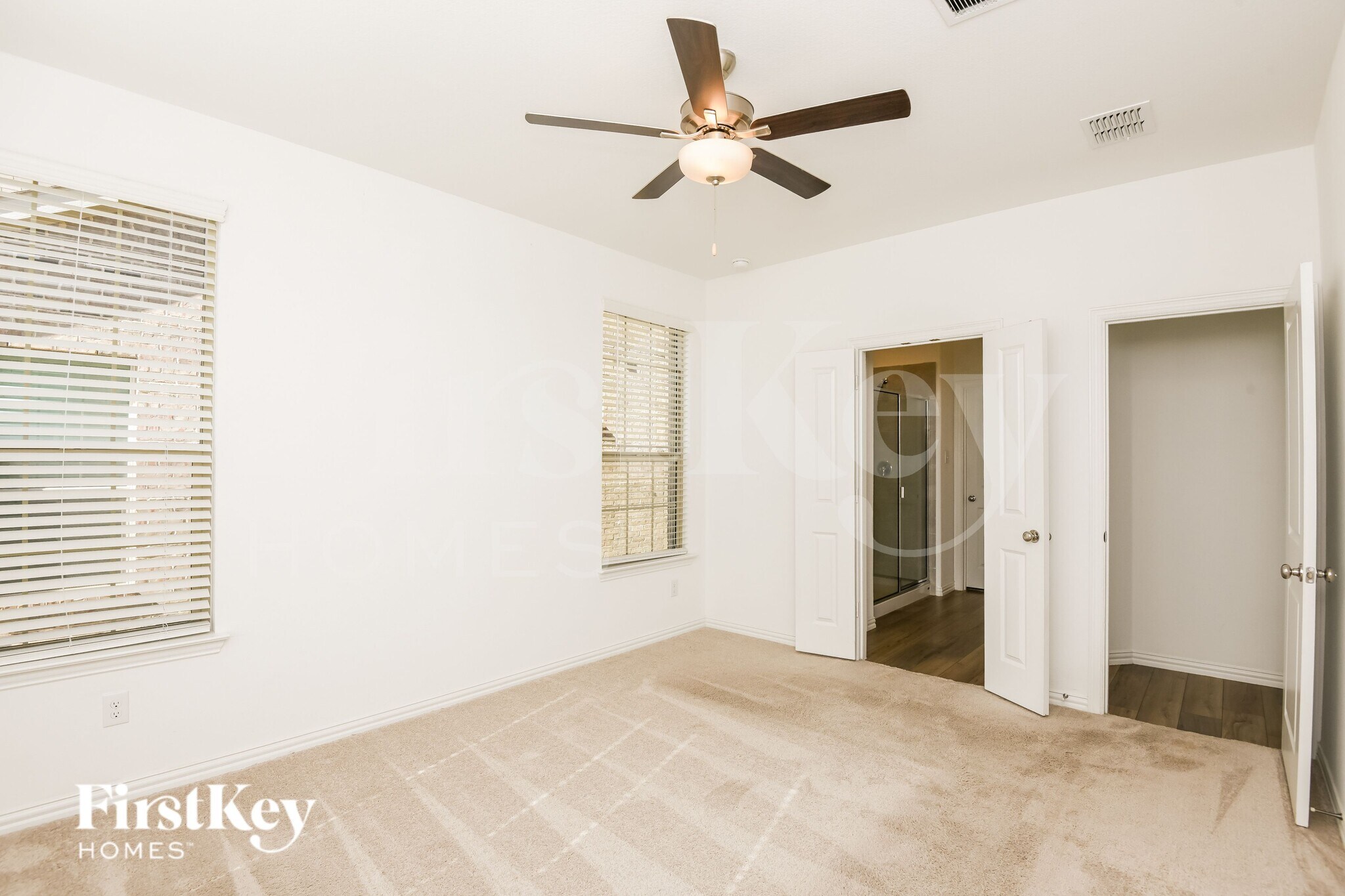 Building Photo - 2512 Northcote Dr