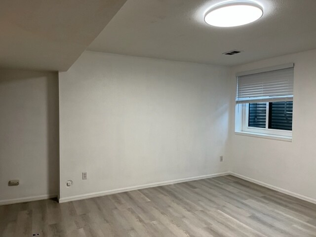 den - 230 S Oman Rd