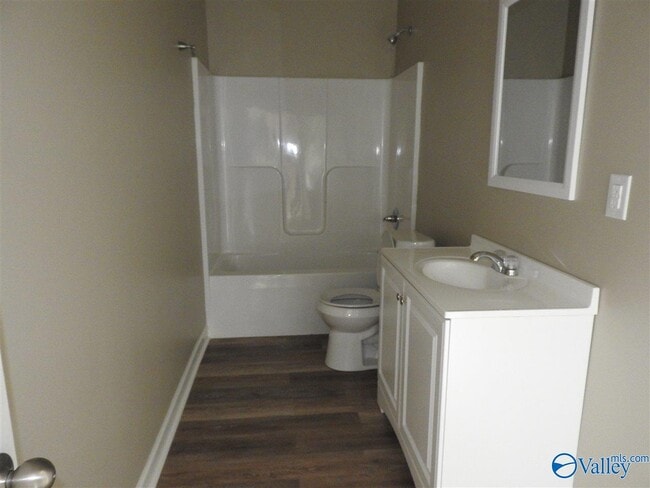 Building Photo - 104 Blue Heron Way