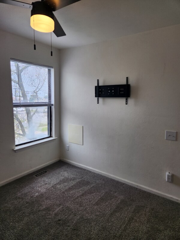 Building Photo - 225 A View Ave