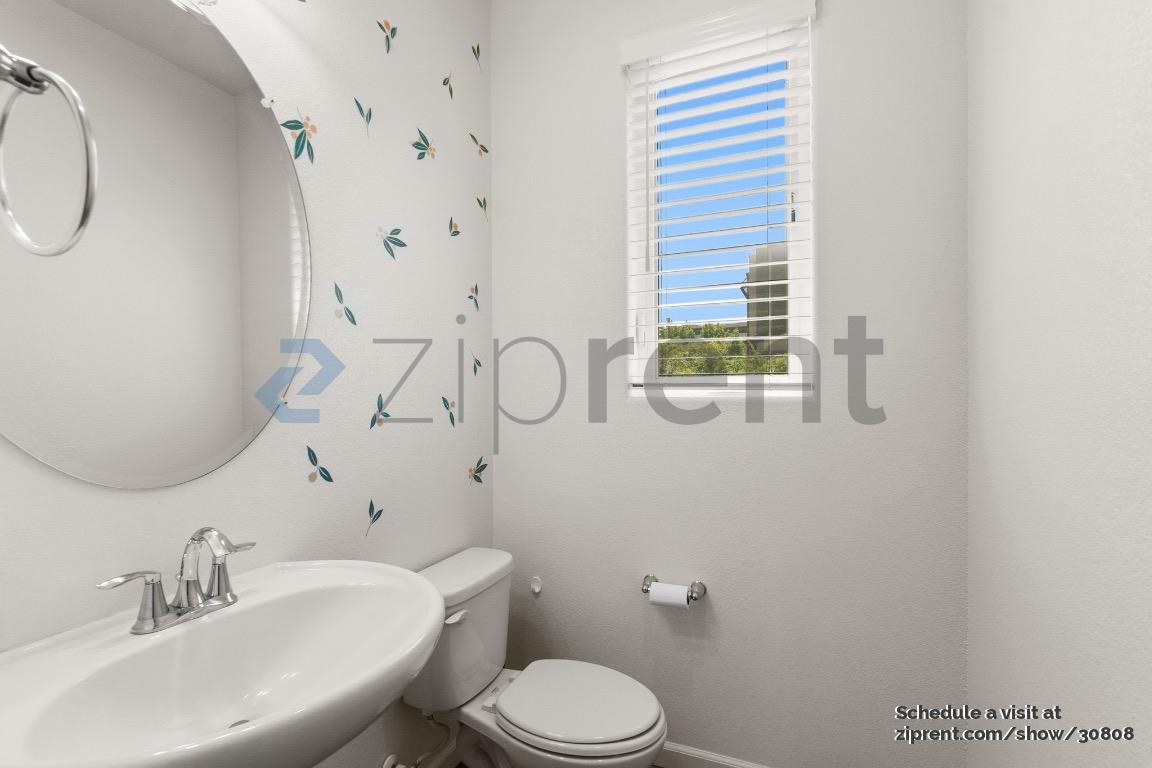 Building Photo - 5676 El Dorado Ln