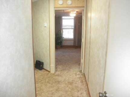 Building Photo - 24 Main St S