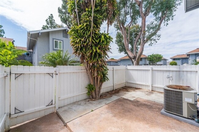 Building Photo - 9552 Bickley Dr