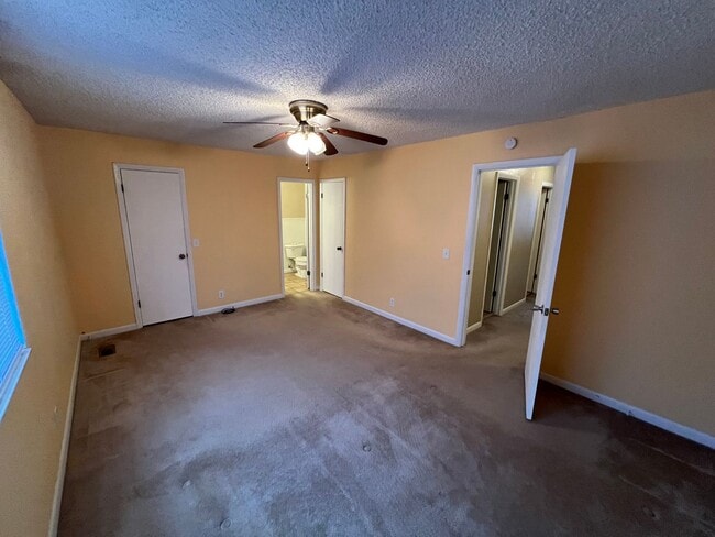 Building Photo - Old Hickory / Nolensville Rd 3bed 2.5 bath