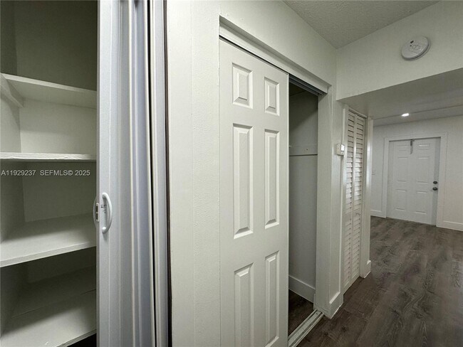 Building Photo - 2500 Johnson St