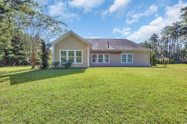 Building Photo - 1758 Edgewood Dr