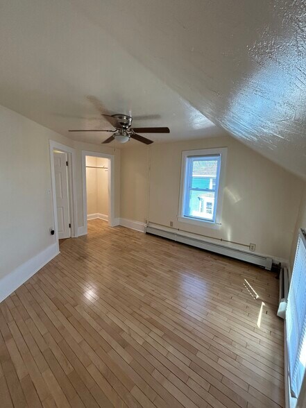 Building Photo - 600 3rd St