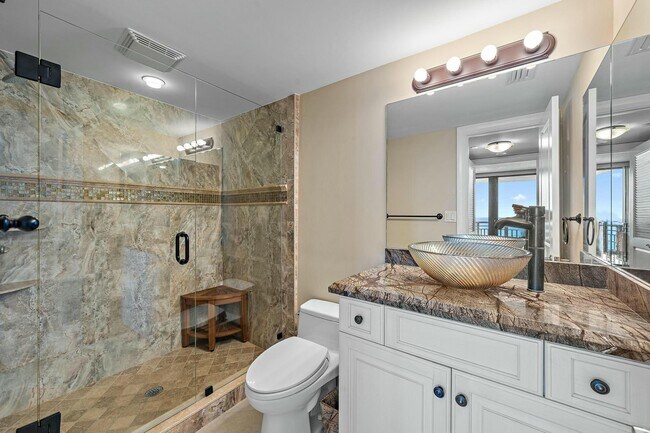 Building Photo - 3000 N Ocean Dr