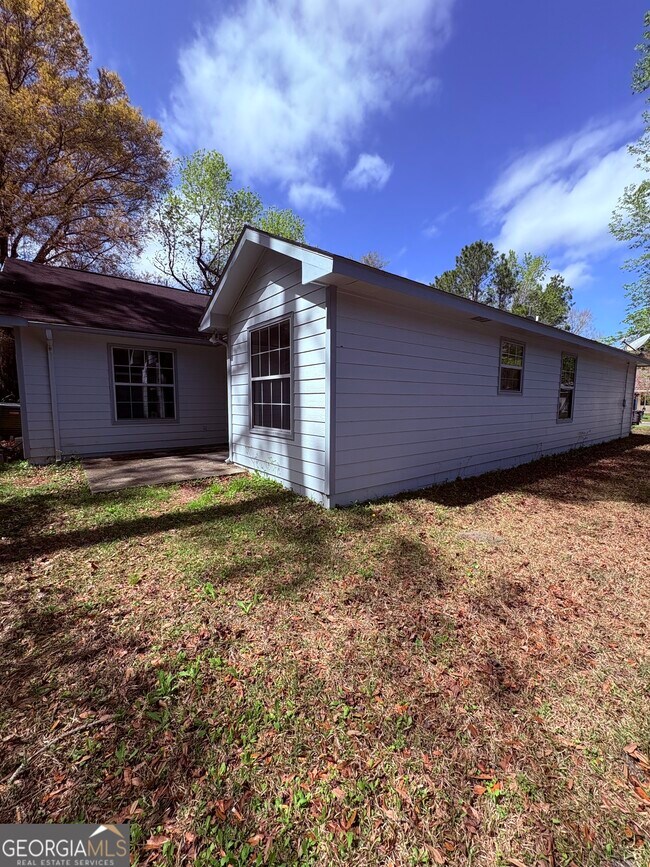 Building Photo - 175 Talbot Ct