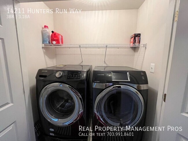 Building Photo - 14211 Hunters Run Way