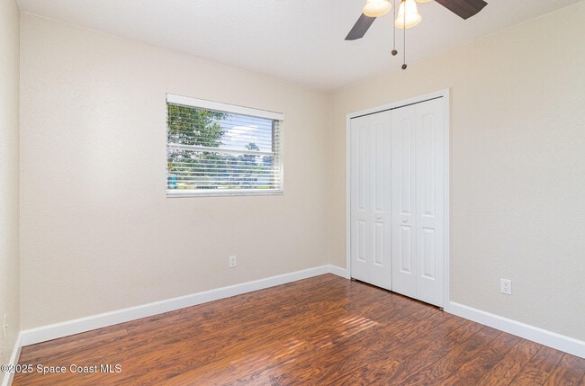 Building Photo - 870 N Carpenter Rd