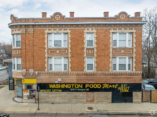 Building Photo - 5201 W Washington Blvd (old)