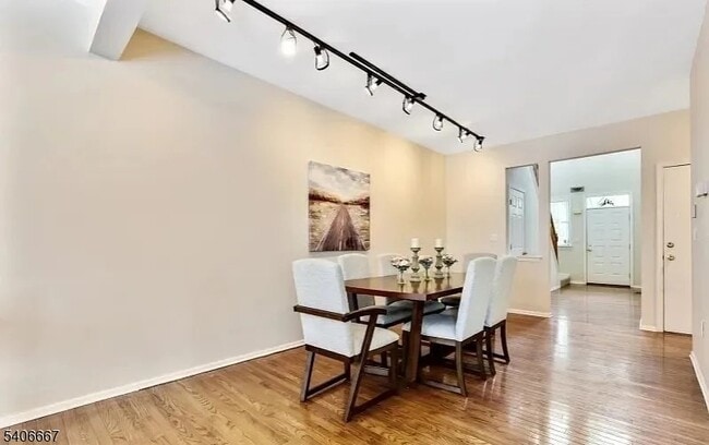 Building Photo - 23 Wiley Ct