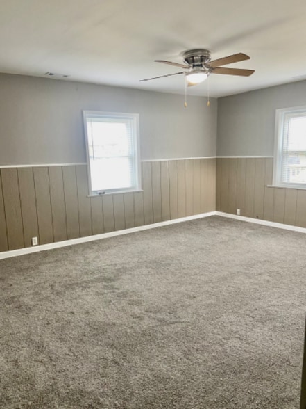 Building Photo - 417 New St