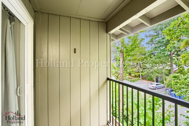 Building Photo - 2680 SW 87th Ave