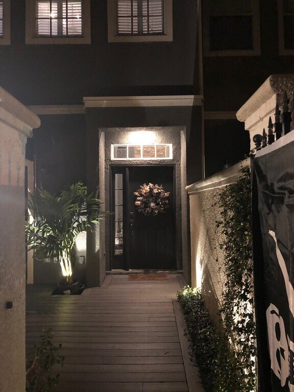 Building Photo - COMING SOON! 3/2.5 in luxury neighborhood....