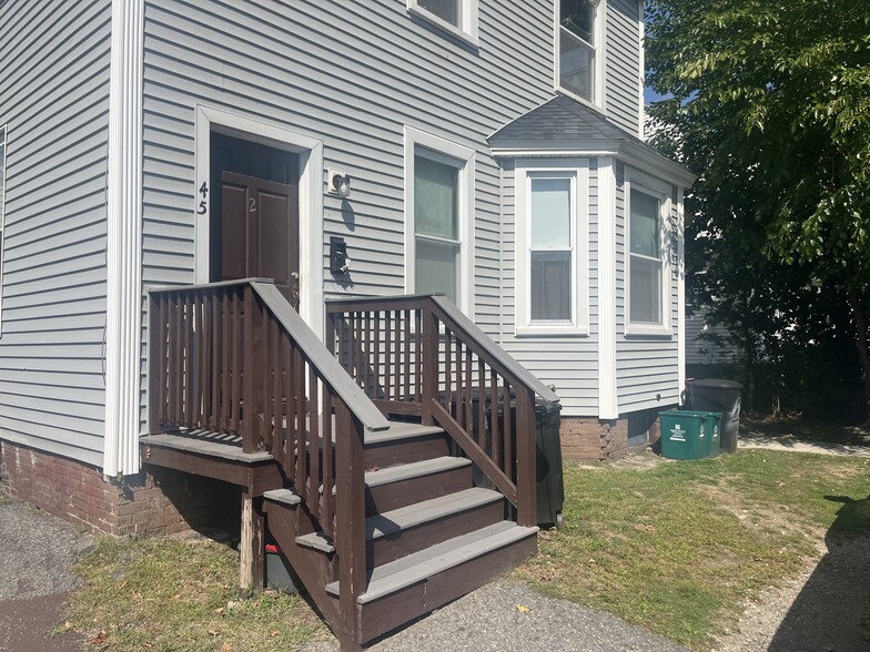 Primary Photo - 45 Wachusett St