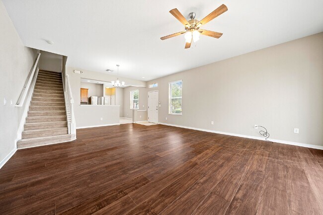 Building Photo - Corner Unit ~ Lake View ~ Maintenance Free...
