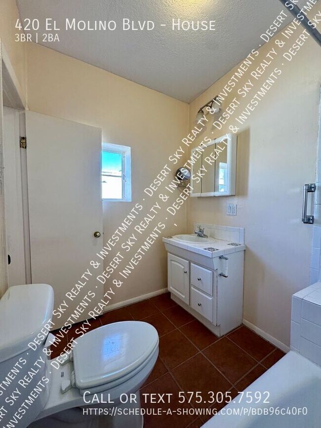 Building Photo - 420 El Molino Blvd