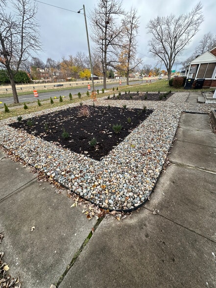 Building Photo - 14550 Southfield Fwy