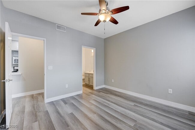 Building Photo - 2615 W Gary Ave