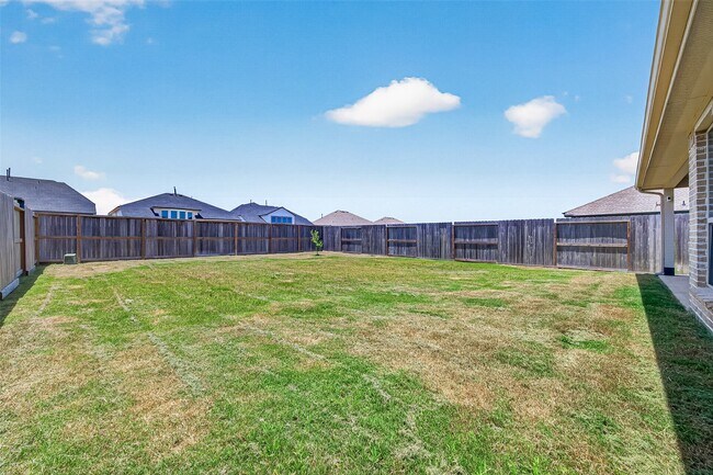 Building Photo - 2450 Rosemary Sage Dr