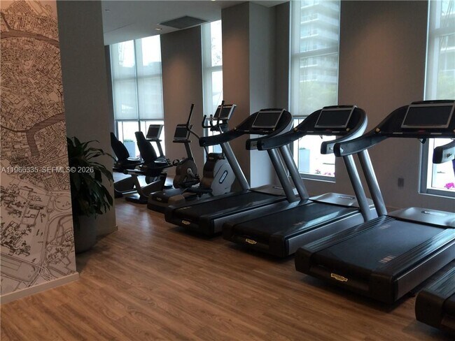 Building Photo - 1100 S Miami Ave