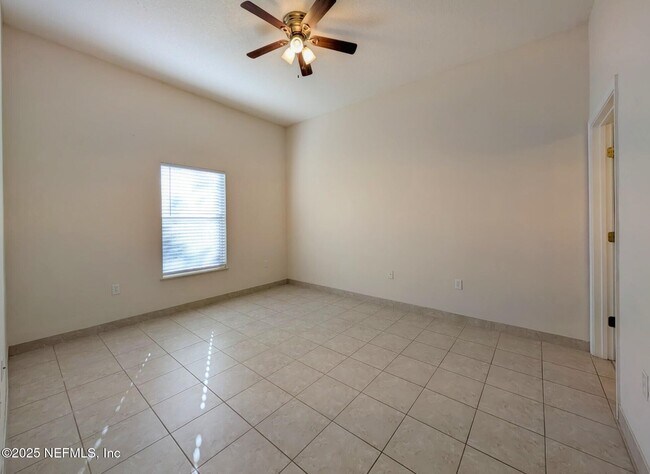 Building Photo - 9595 Amarante Cir