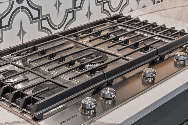 Building Photo - 8123 Fenton St