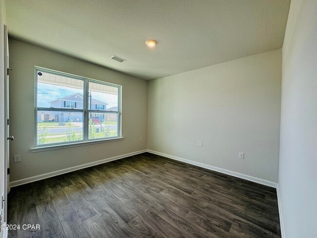 Building Photo - 120 Tiller Dr